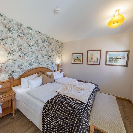 Romantik Hotel Namenlos Ahrenshoop Bagian luar foto