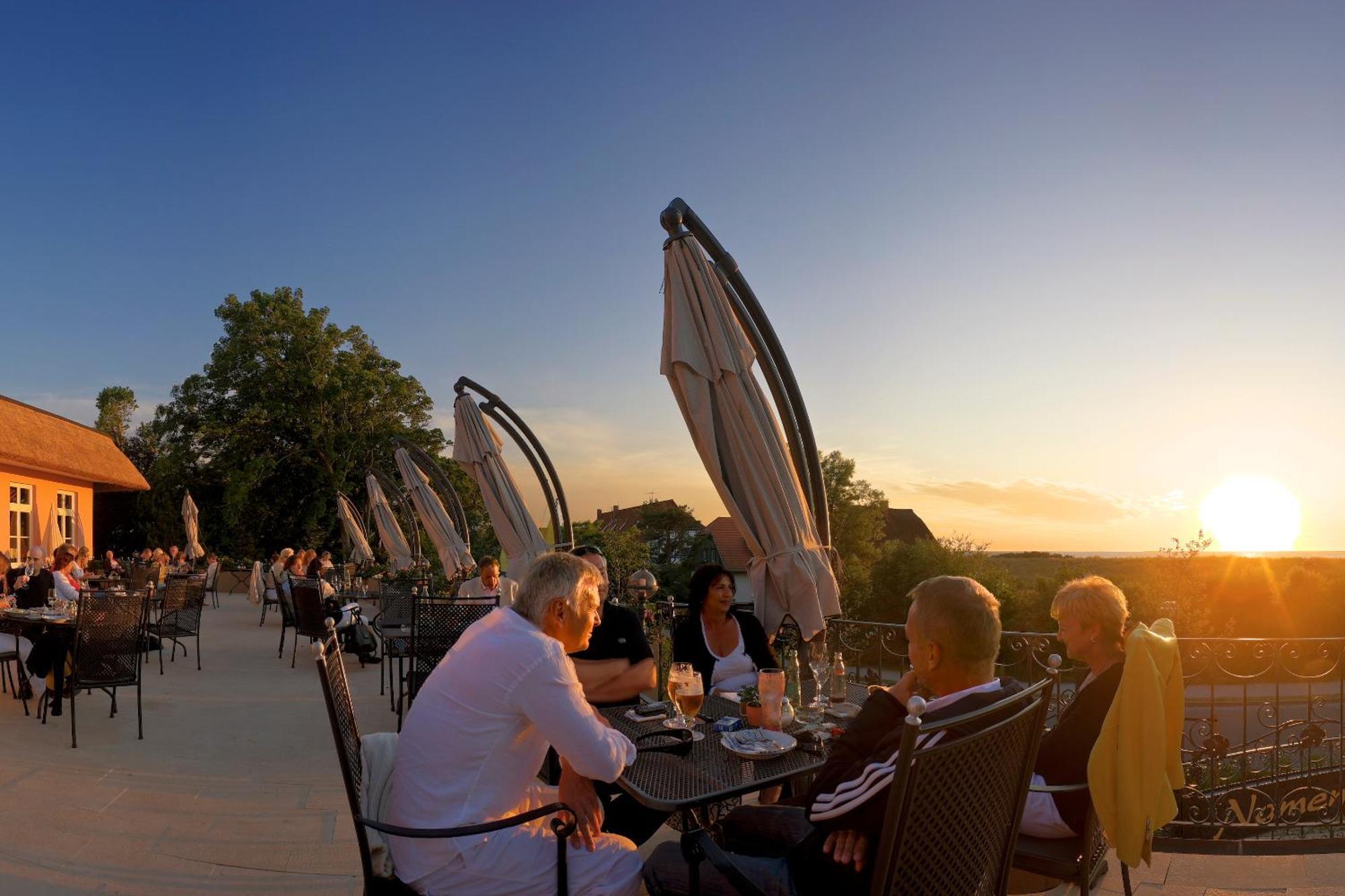 Romantik Hotel Namenlos Ahrenshoop Bagian luar foto