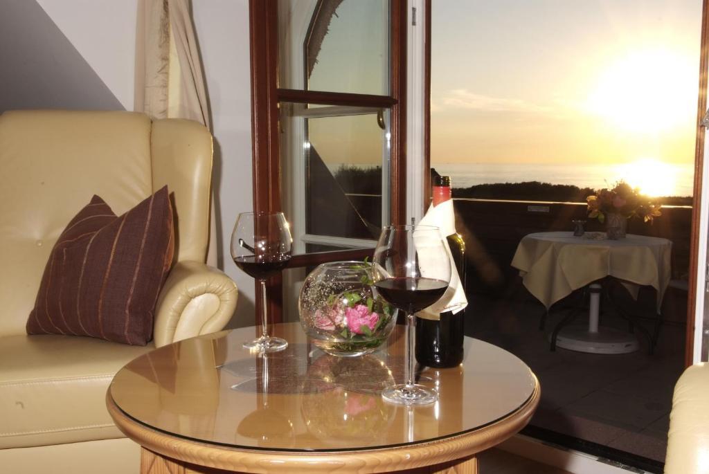 Romantik Hotel Namenlos Ahrenshoop Ruang foto