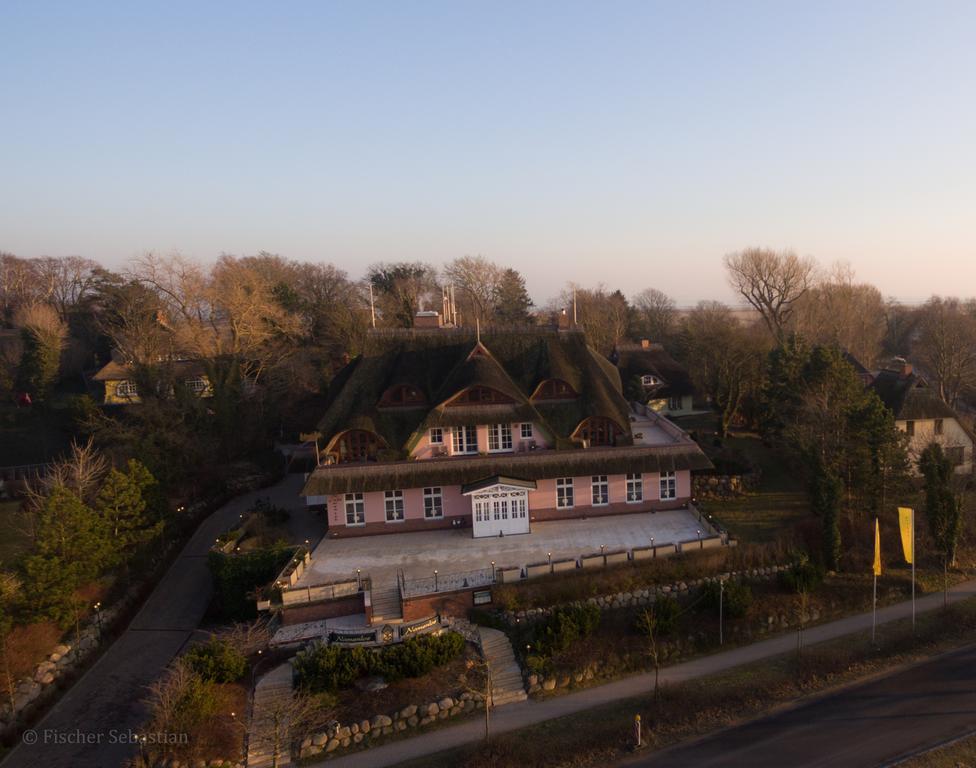 Romantik Hotel Namenlos Ahrenshoop Bagian luar foto